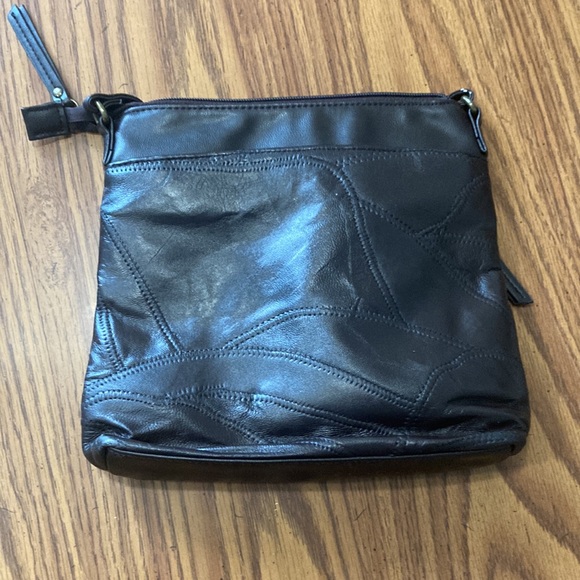Cute pleather purse Guc - Picture 5 of 11